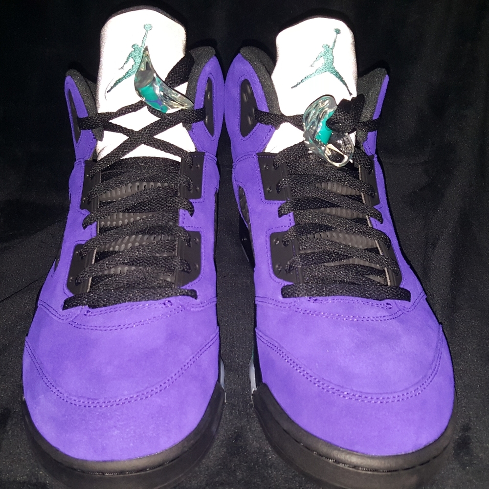 *SOLD* Jordan Retro 5 Alternate Grapes